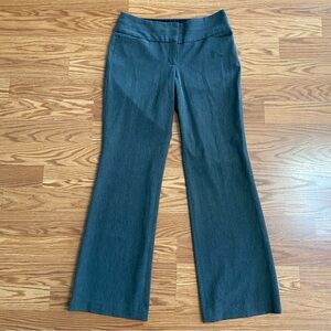Express Editor Dress Pants Slight Flare Grey 6R excellent condition